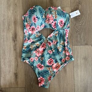 Shade & Shore One Piece Key Hole Swim Suit Tropical‎ Size 38D NEW